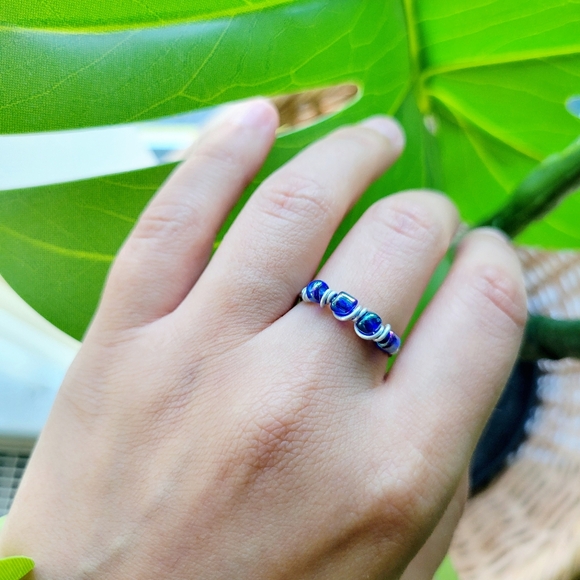 Dainty Handmade Blue Beaded Wire Ring, size 6 - Picture 3 of 5